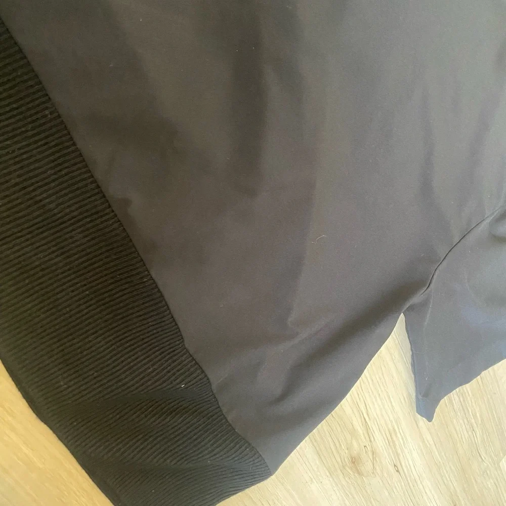 Athleta Black Crew Neck Top-#106 - Picture 3 of 3